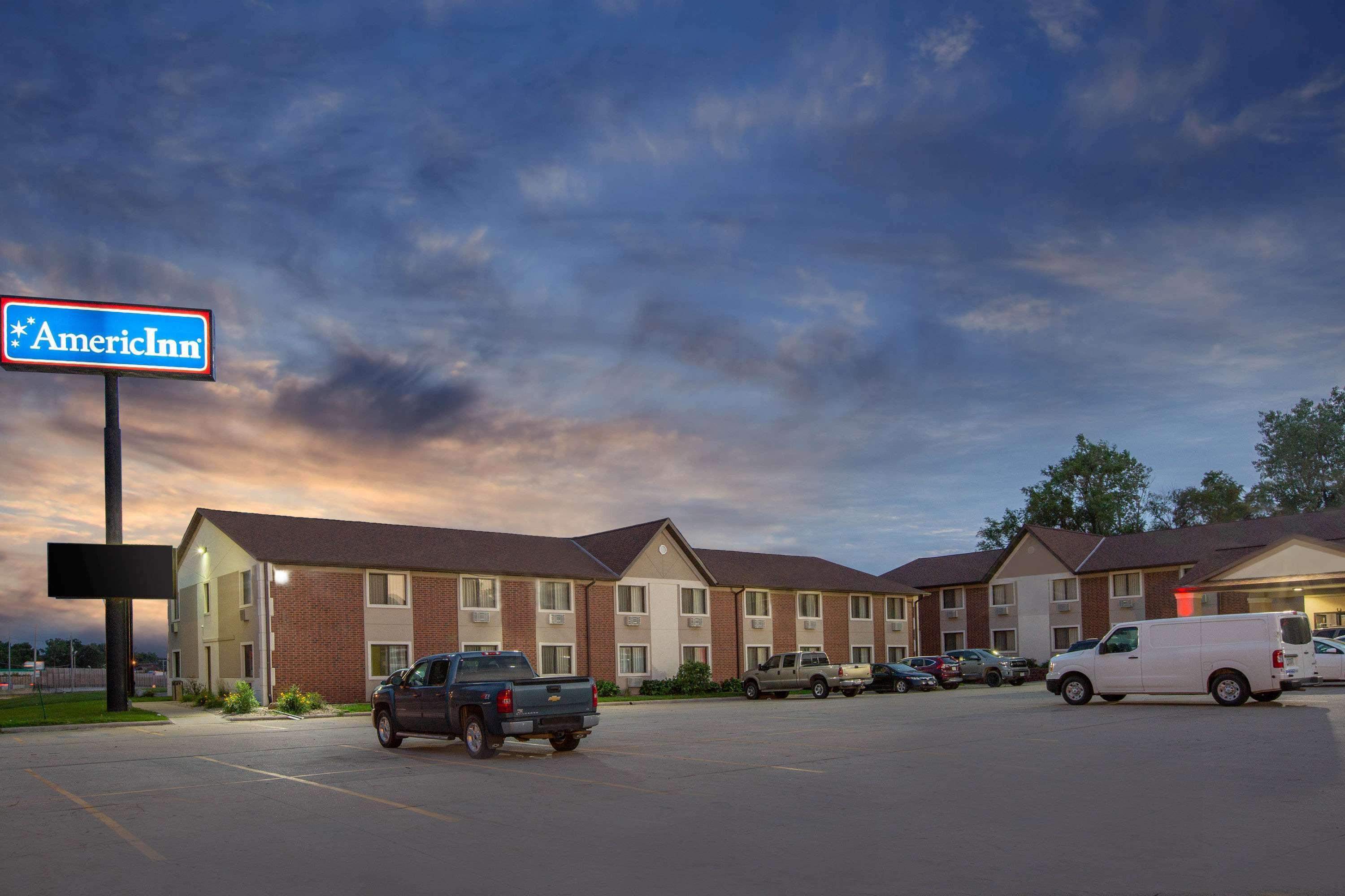 Americinn By Wyndham Council Bluffs Extérieur photo